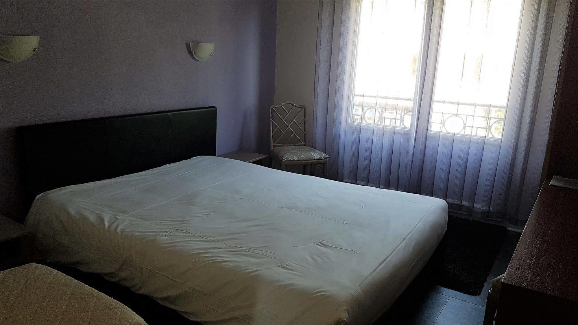 Hotel Le Bretagne Saint-Nazaire  Zewnętrze zdjęcie